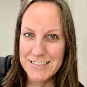 Meet your Posher, Corinne